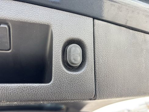 Used 2020 Chevrolet Tahoe LT image 22