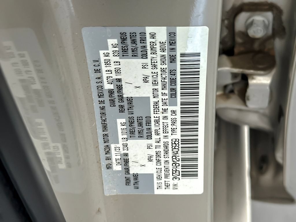 Used 2024 MAZDA MAZDA3 s FWD image 27