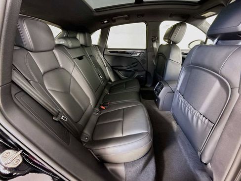 New 2026 Porsche Macan S image 29