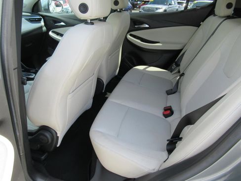Used 2024 Buick Encore GX Preferred w/ Advanced Technology Package FWD image 29