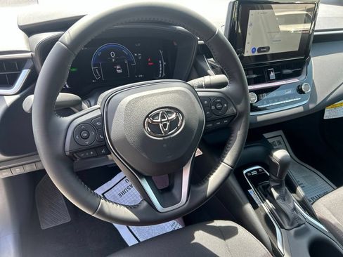 Used 2026 Toyota Corolla SE FWD image 26