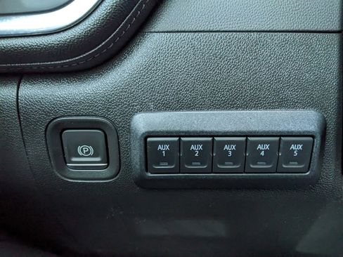 Used 2023 Chevrolet Silverado 2500 LTZ w/ LTZ Plus Package image 66