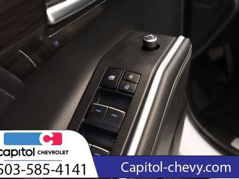 Used 2022 Toyota Highlander Limited AWD/4WD image 11