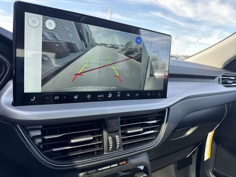 New 2026 Ford Escape SE w/ PHEV Premium Package image 23