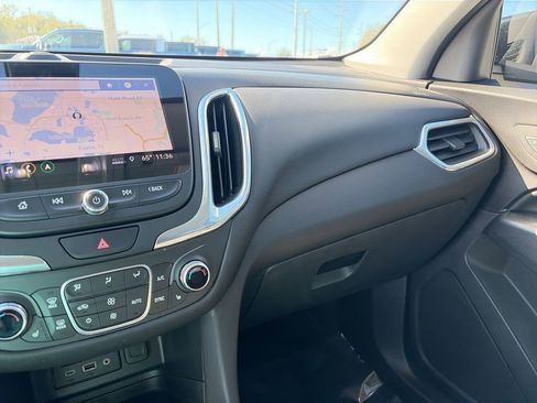 Used 2020 Chevrolet Equinox LT image 29