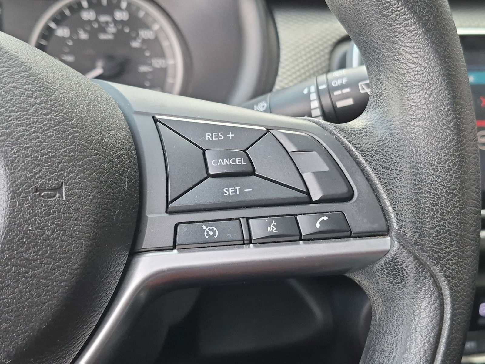 Used 2019 Nissan Kicks SV FWD image 23