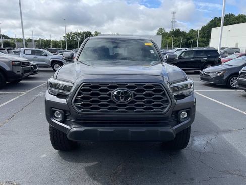 Used 2022 Toyota Tacoma TRD Off-Road AWD/4WD image 3