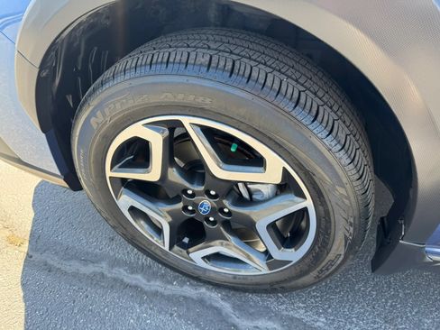 Used 2019 Subaru Crosstrek 2.0i Limited w/ Moonroof Package w/Navigation AWD/4WD image 15