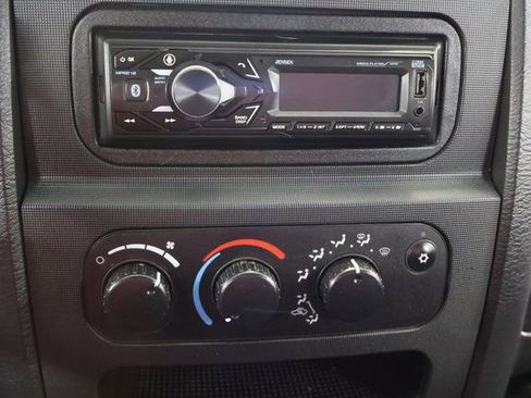 Used 2004 Dodge Ram 1500 Truck ST w/ ST Value Group image 18