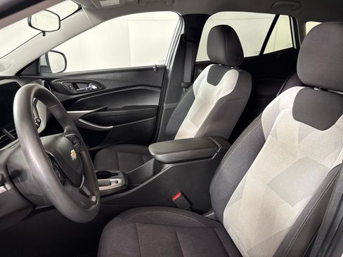 Used 2024 Chevrolet Trax LS w/ LS Convenience Package FWD image 26