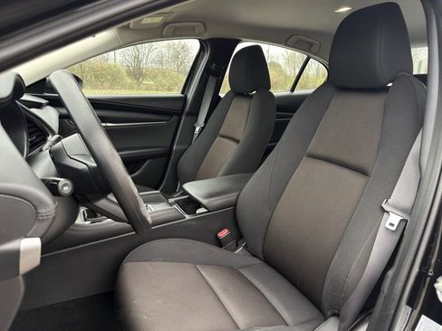 Used 2021 MAZDA MAZDA3 s image 17