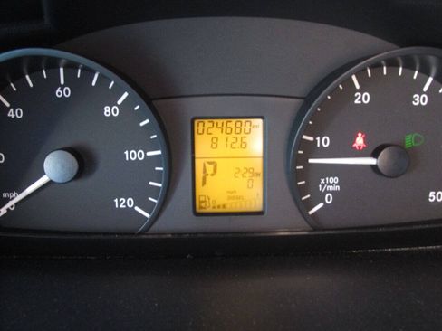 Used 2013 Mercedes-Benz Sprinter 3500 image 57
