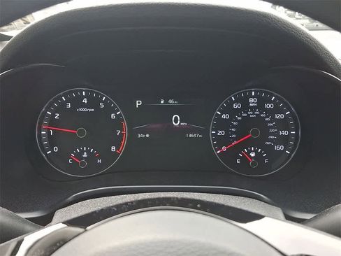 Used 2023 Kia Forte LXS w/ LXS Technology Package image 13