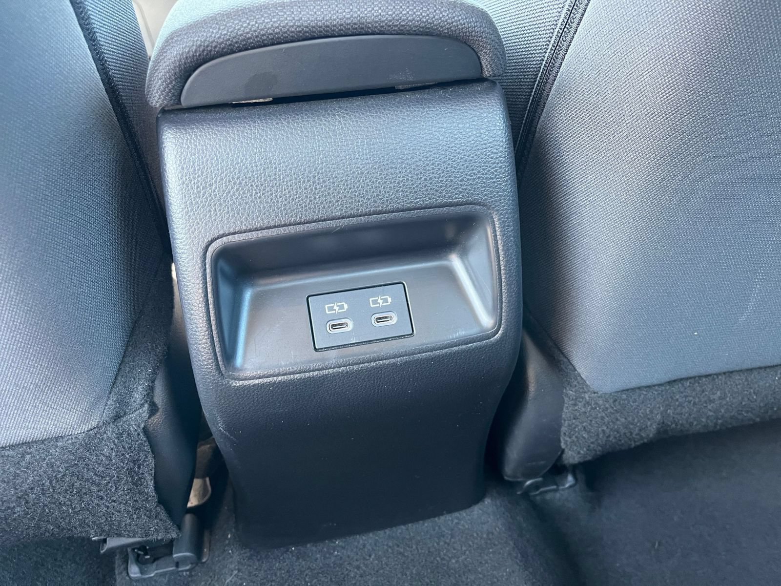 Used 2025 Toyota Corolla LE FWD image 22