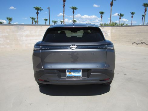 Used 2025 Nissan Murano SL AWD/4WD image 7