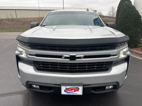 Used 2021 Chevrolet Silverado 1500 RST image 2