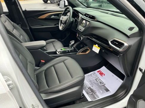 Used 2023 Chevrolet TrailBlazer ACTIV image 20