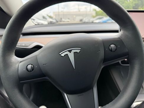 Used 2023 Tesla Model 3 Standard Range RWD image 23