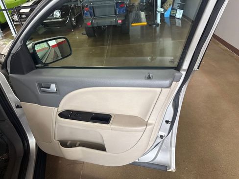 Used 2008 Mercury Sable AWD Sedan image 89