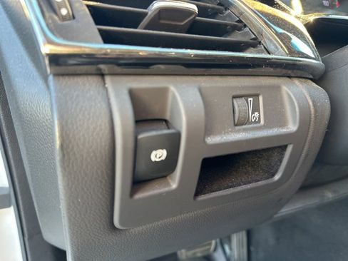 Used 2019 Cadillac CTS 2.0L Turbo w/ Seating Package image 7