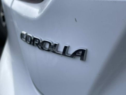 Used 2024 Toyota Corolla LE image 11