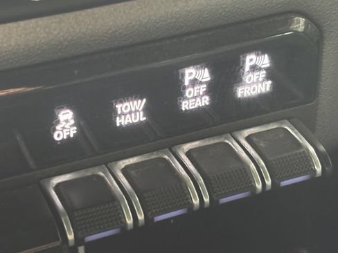 Used 2022 RAM 1500 Laramie w/ Sport Appearance Package RWD image 33