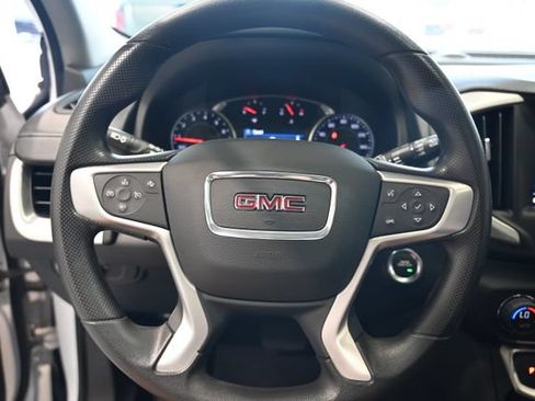 Used 2022 GMC Terrain SLE w/ Driver Convenience Package FWD image 23
