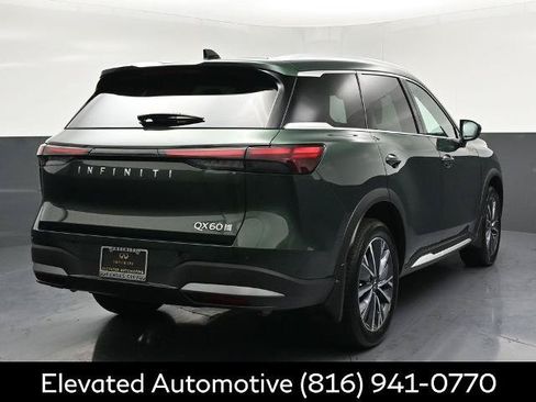 Certified 2026 INFINITI QX60 Luxe w/ Cargo Package AWD/4WD image 4