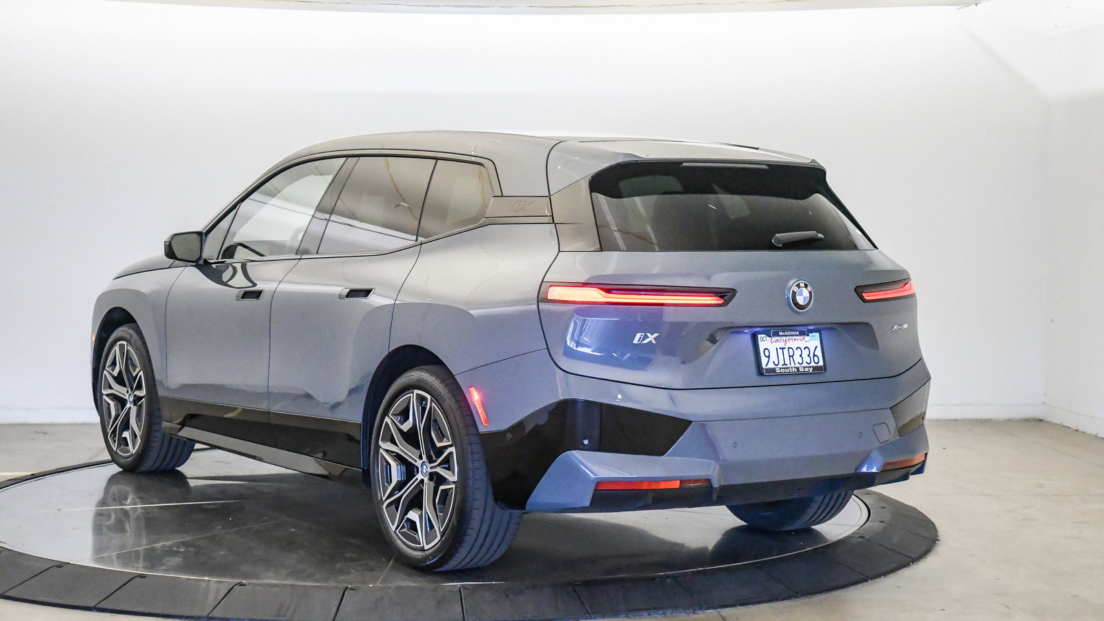 Certified 2024 BMW iX xDrive50 w/ Sport Package AWD/4WD image 2