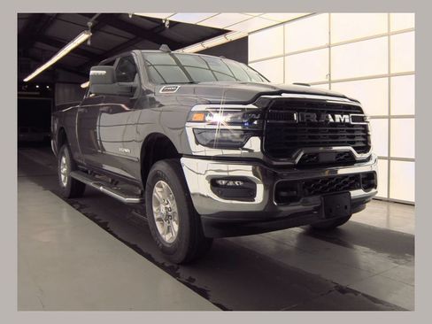 Used 2026 RAM 2500 Big Horn AWD/4WD image 1