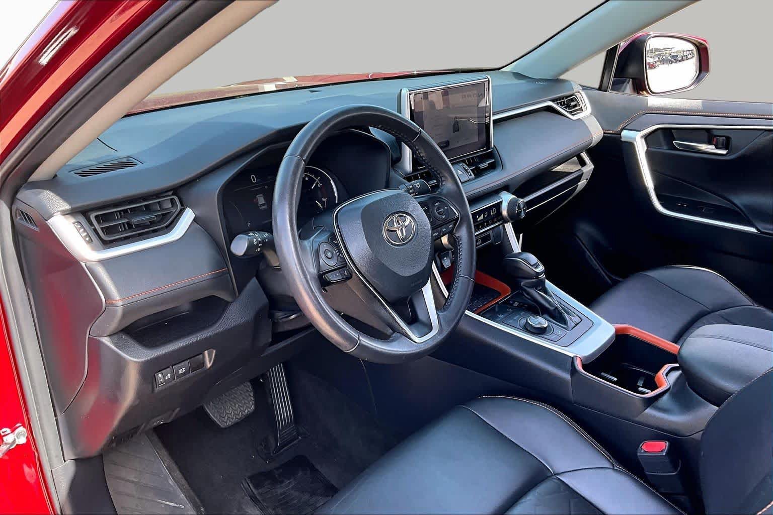 Used 2024 Toyota RAV4 Adventure AWD/4WD image 16