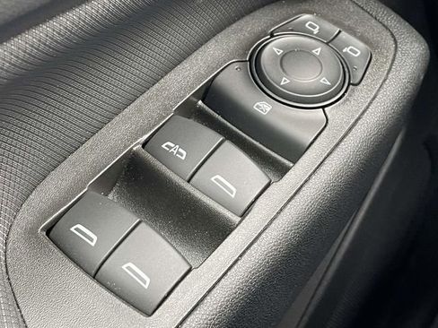 Used 2023 Chevrolet Equinox RS w/ RS Leather Package image 30