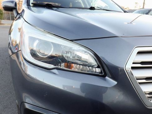 Used 2017 Subaru Outback 3.6R Limited image 17