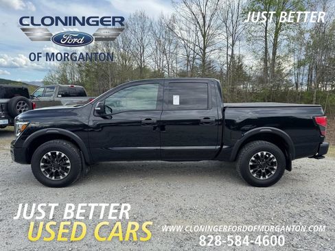 Used 2021 Nissan Titan PRO-4X w/ Pro-4x Convenience Package image 4