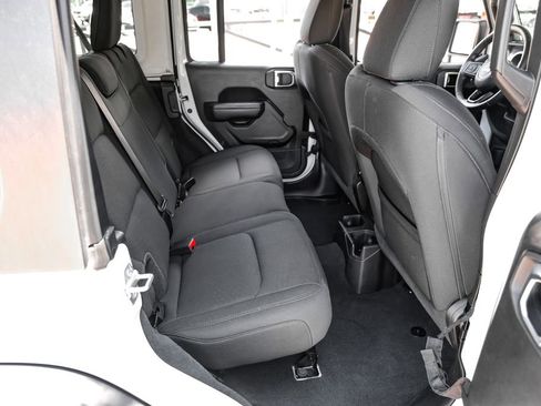 Used 2022 Jeep Wrangler Unlimited Sport image 47