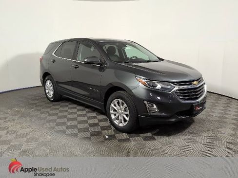 Used 2018 Chevrolet Equinox LT image 1