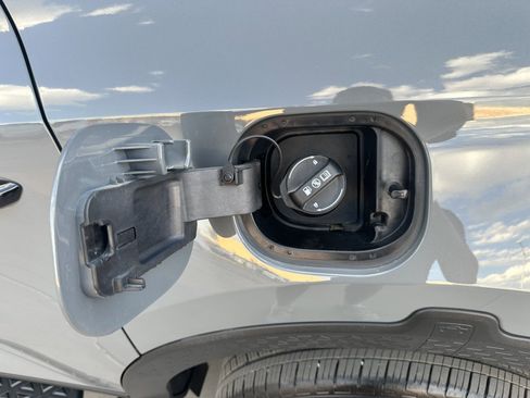 Used 2024 Hyundai Santa Cruz Night image 35