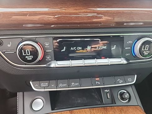 Used 2022 Audi Q5 2.0T Premium Plus w/ Premium Plus Package image 26