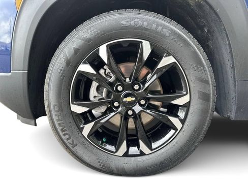 Used 2023 Chevrolet TrailBlazer LT FWD image 28