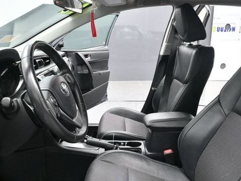 Used 2016 Toyota Corolla S FWD image 18