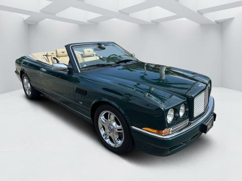 Used 2003 Bentley Azure image 32