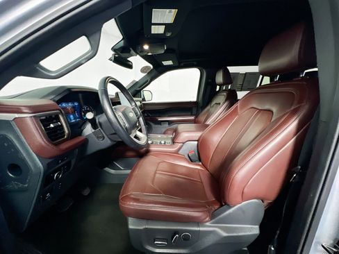 Used 2023 Ford Expedition Limited image 14