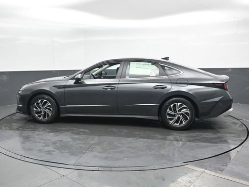 New 2026 Hyundai Sonata Blue FWD image 8