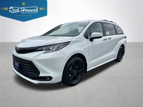 New 2026 Toyota Sienna XLE Woodland Edition image 1