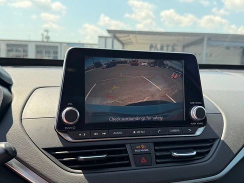 Used 2020 Nissan Altima 2.5 S FWD image 22