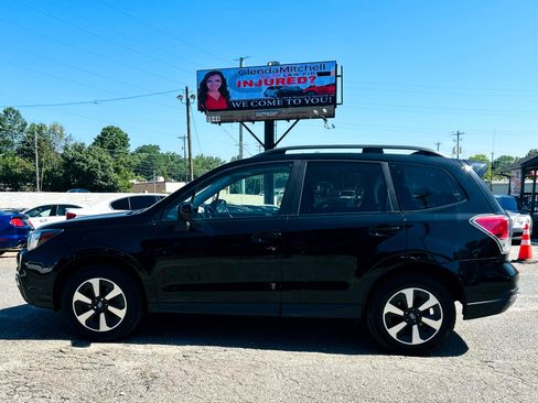 Used 2017 Subaru Forester 2.5i Premium w/ All-Weather Package image 3