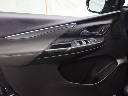 Used 2023 Chevrolet Bolt LT w/ Driver Confidence Package FWD image 14