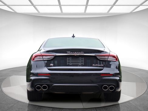 Used 2023 Maserati Quattroporte Modena Q4 AWD/4WD image 7