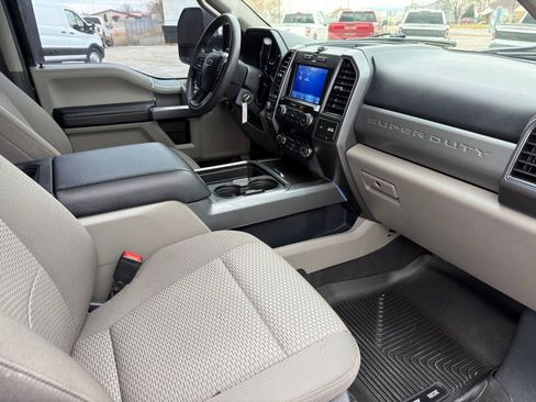 Used 2022 Ford F350 XLT w/ Black Appearance Package image 35