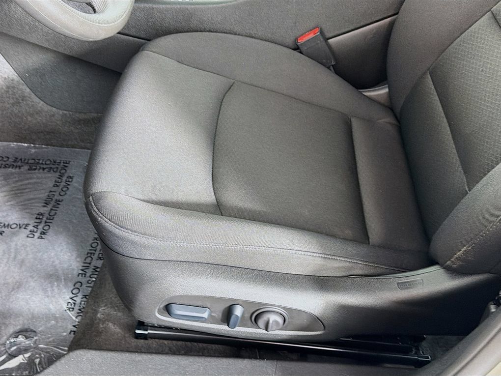 Used 2024 Chevrolet Malibu LT FWD image 24
